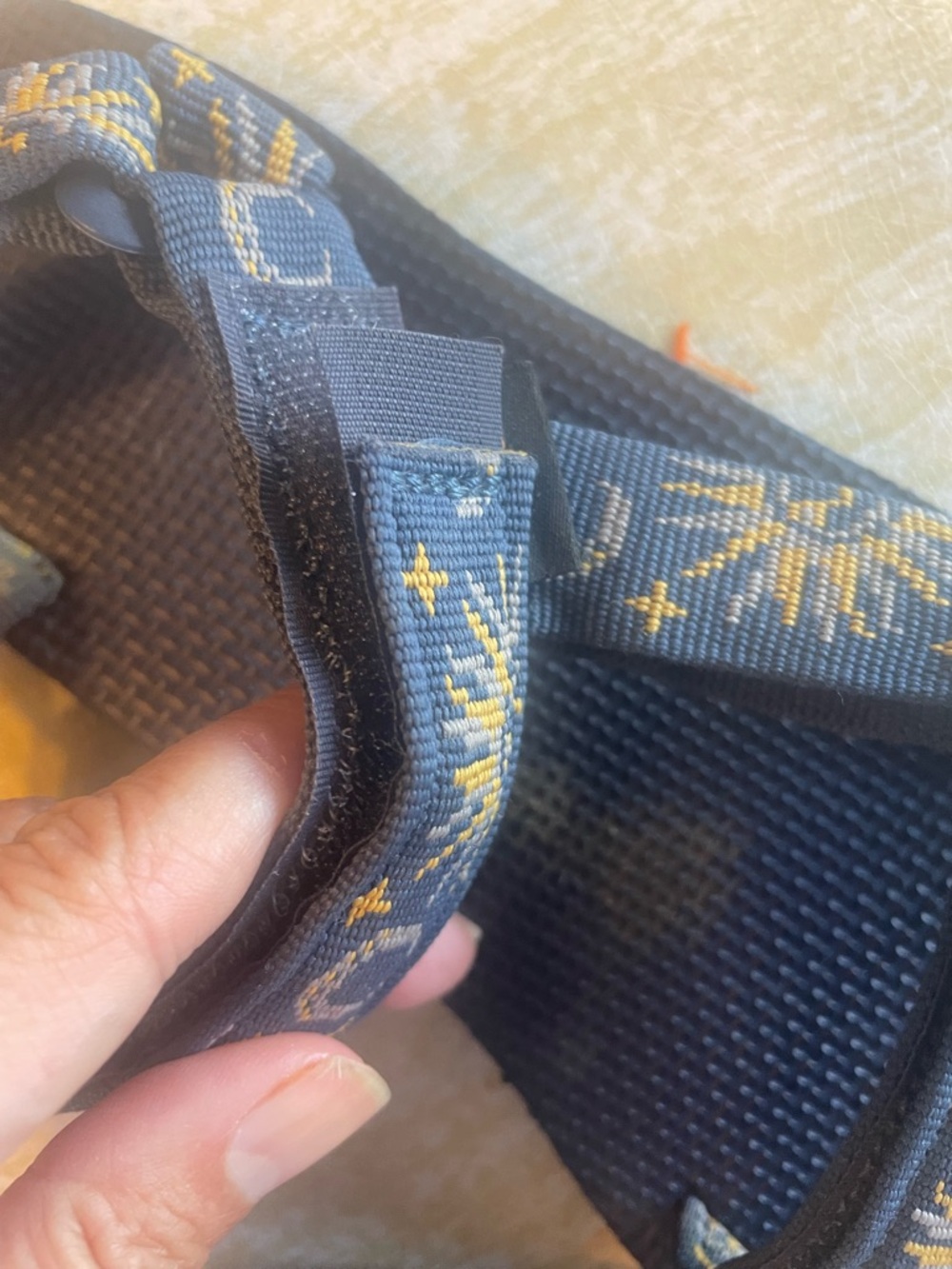 Teva Navy Sandals with Yellow Accent Pattern women’s eight 8 - Picture 7 of 11